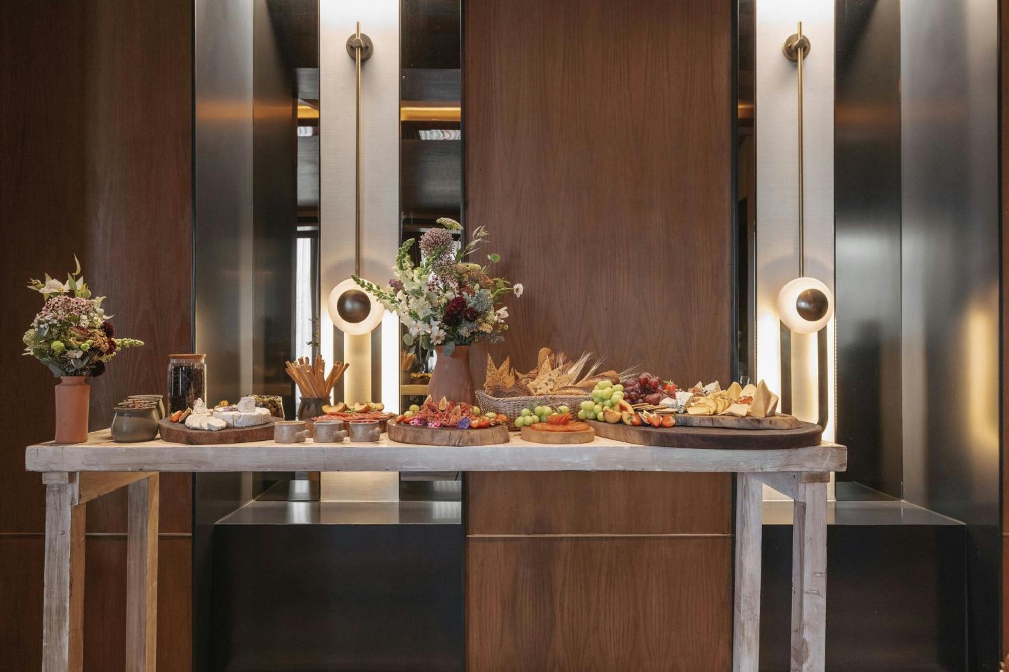 Jw Marriott Hotel